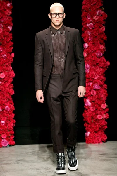 Look 39